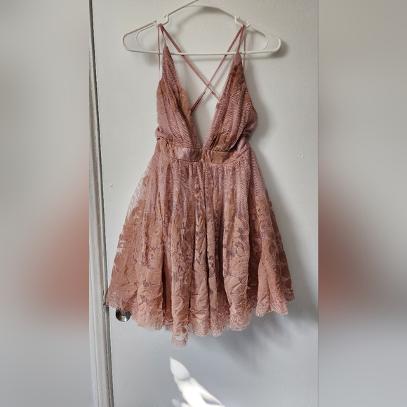 Luxxel Dusty Rose Floral Tulle Dress (sz small/petite) - Picture 2 of 16